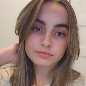 Meet your Posher, Marika